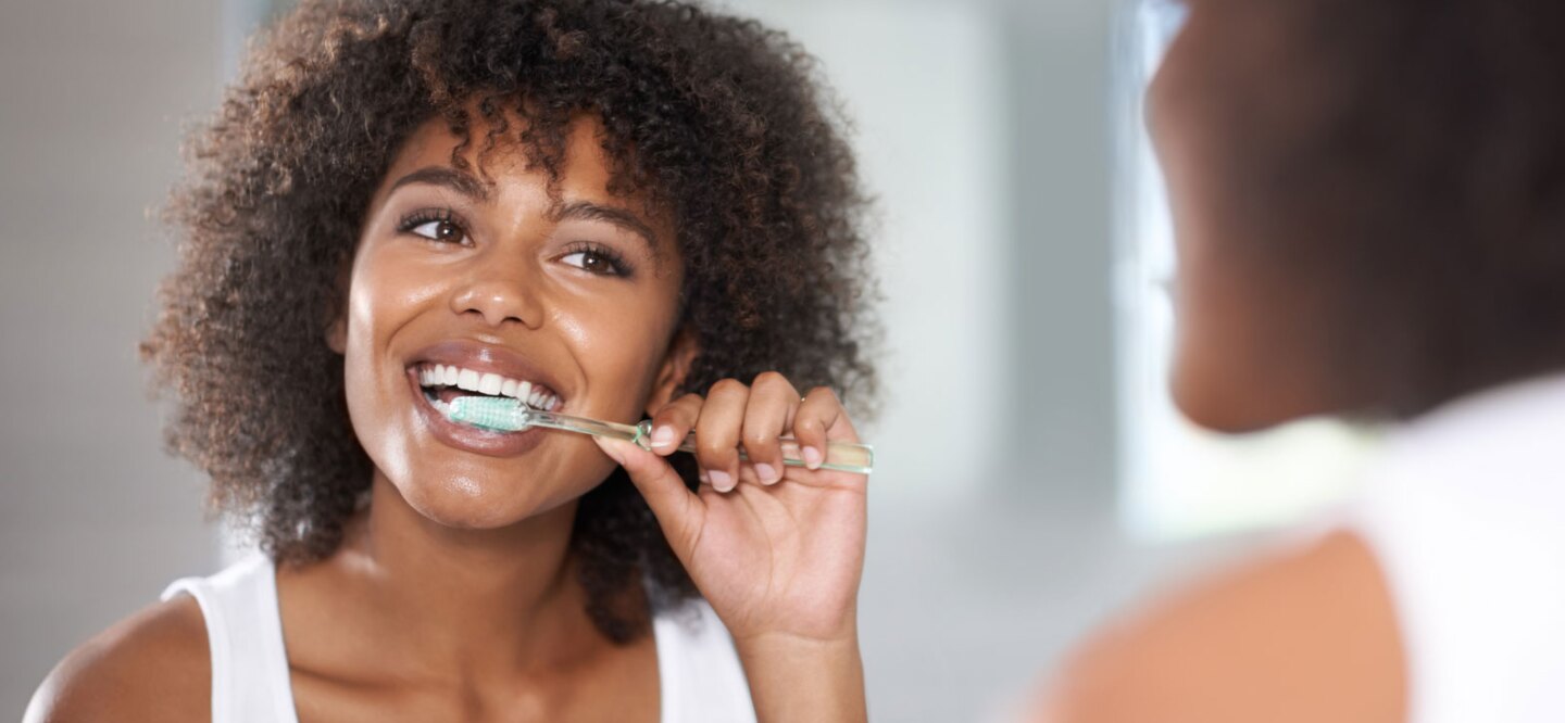 10 Reasons Why You Should Take Care of Your Teeth at Home